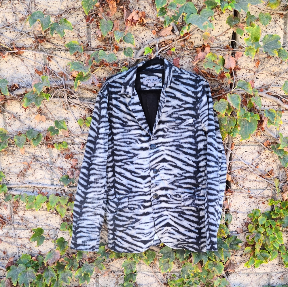 Tripp NYC  Animal Print Blazer